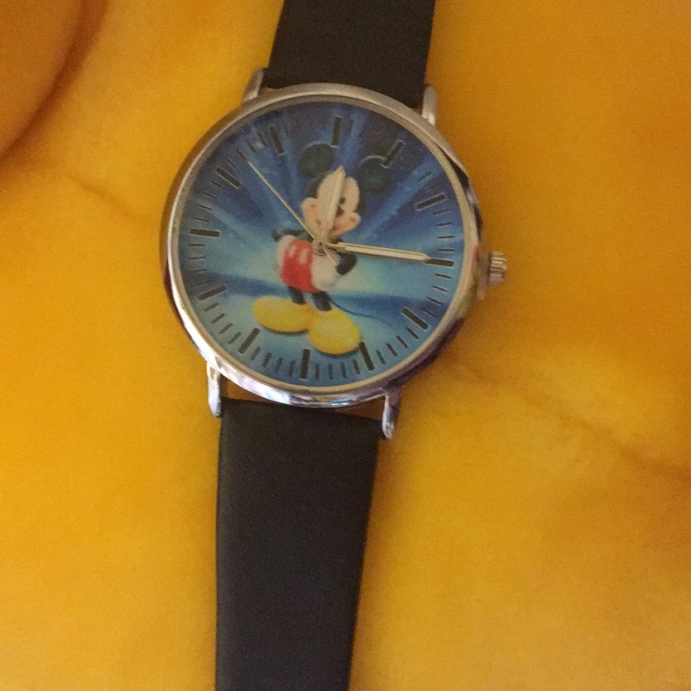 🎁”Mickey Akimbo” bigface watch black band